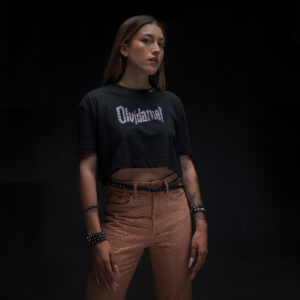 BLACK / CRYSTAL CROP TEE