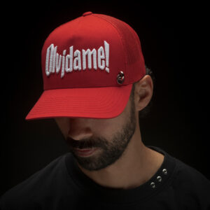 RED / WHITE OLVÍDAME CAP