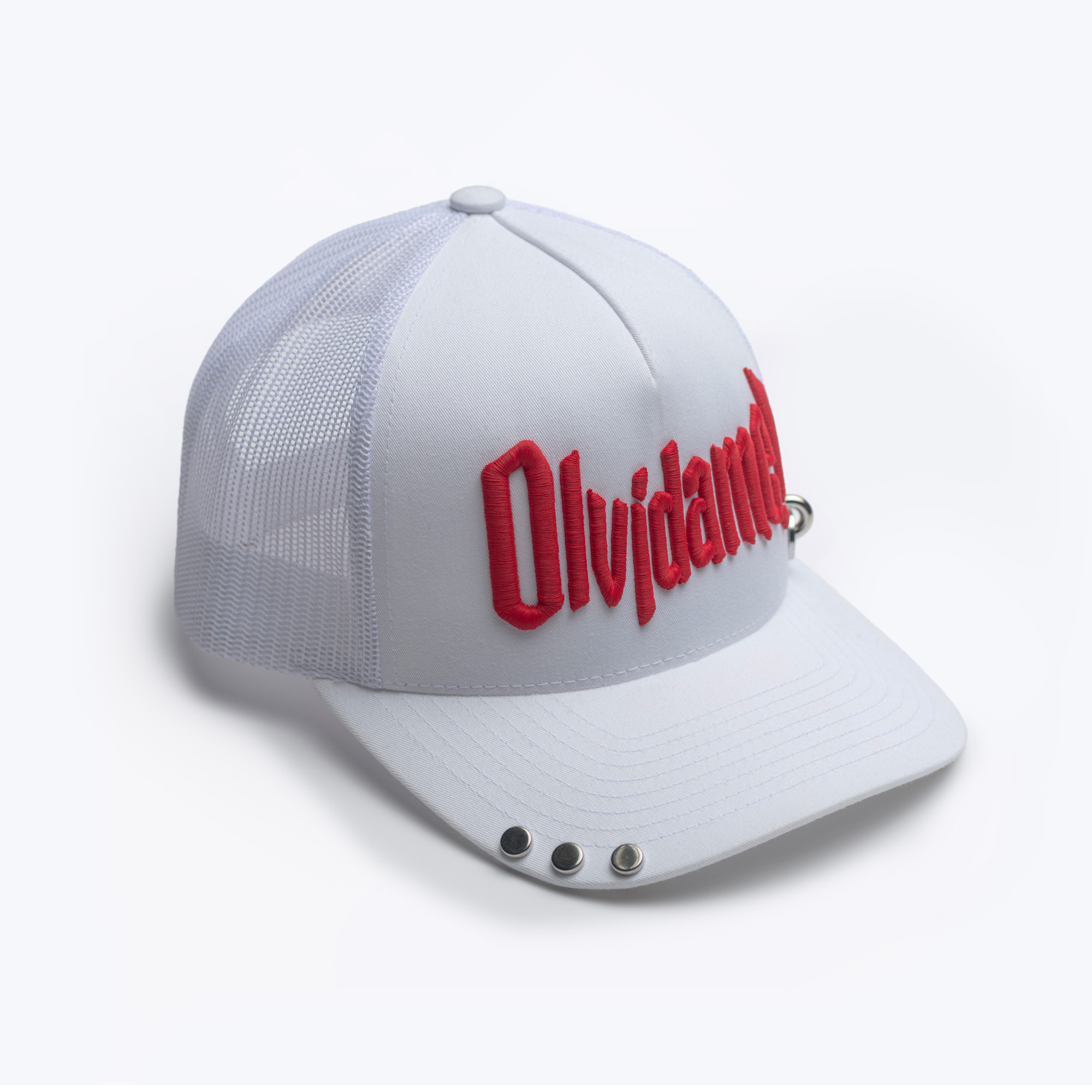 WHITE / RED PIERCED CAP